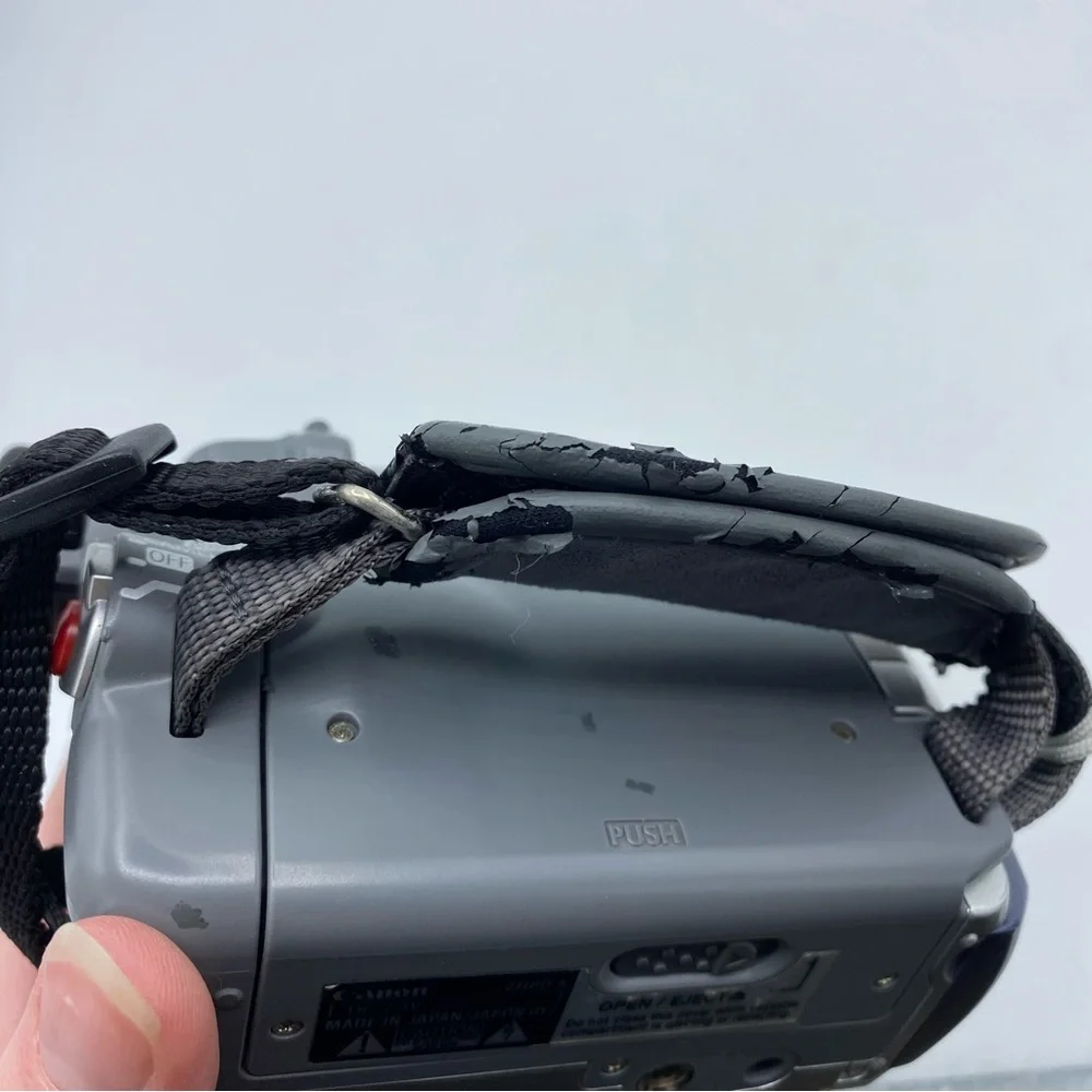 Canon ZR60 MiniDV Camcorder Video Camera With‎ NO Power Supply_4